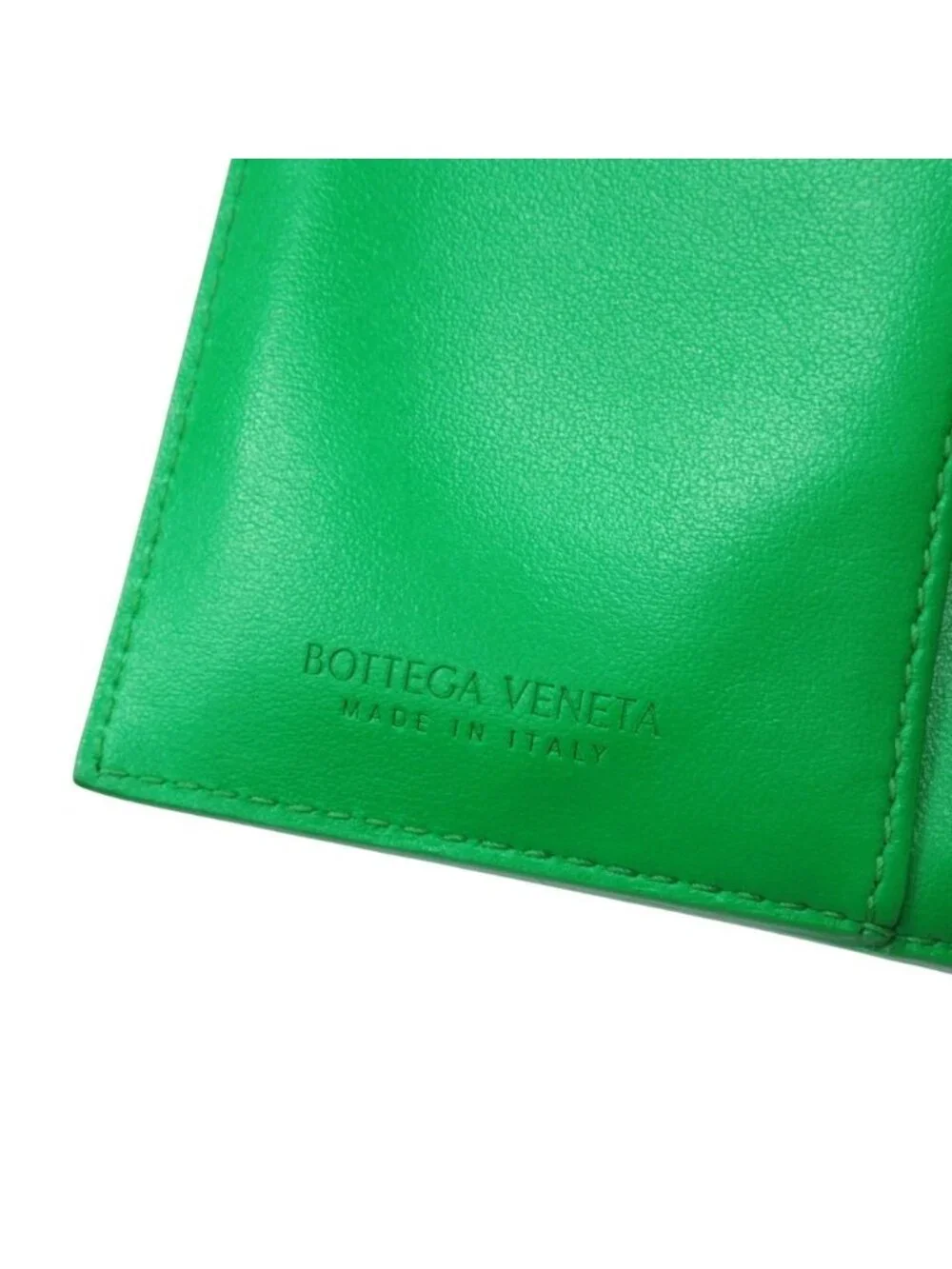 Bottega Veneta Lambskin Leather Intrecciato Wallet Bifold Paraquito Green